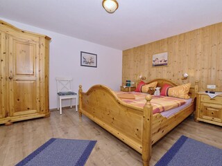 Schlafzimmer Nr.1
