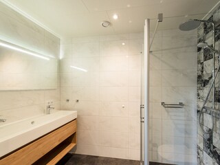 Bungalow Buren Caratteristiche 18