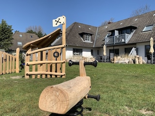 Spielgeräte im Garten