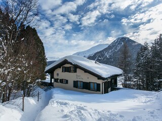 Chalet Davos Outdoor Recording 4