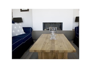 Wohnzimmer mit Kamin