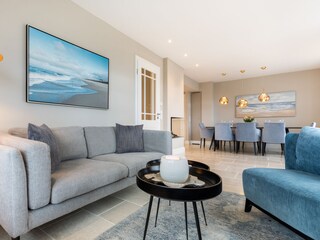 Wohnbereich/Esstisch