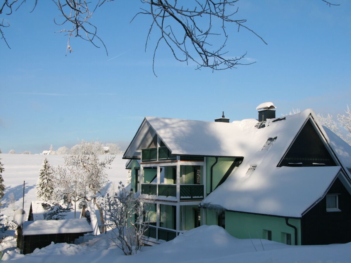 Ferienhaus im Winter