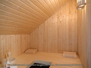 Ein Blick in die Sauna im OG