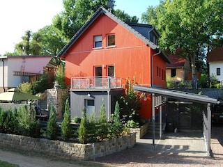 kleine Terrasse nach Osten