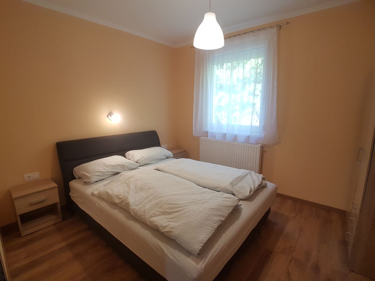 Schlafzimmer3