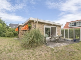 Seitenhaus + Terrasse