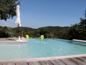 Mooi vakantiehuis in de buurt van het meer van Saint Cassien - 668 AUR