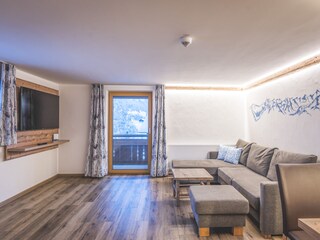 Gipfelrausch: Wohnzimmer