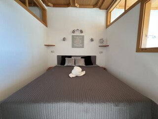 Schlafzimmer mit Doppelbett 160 x 200 cm Liegefläche