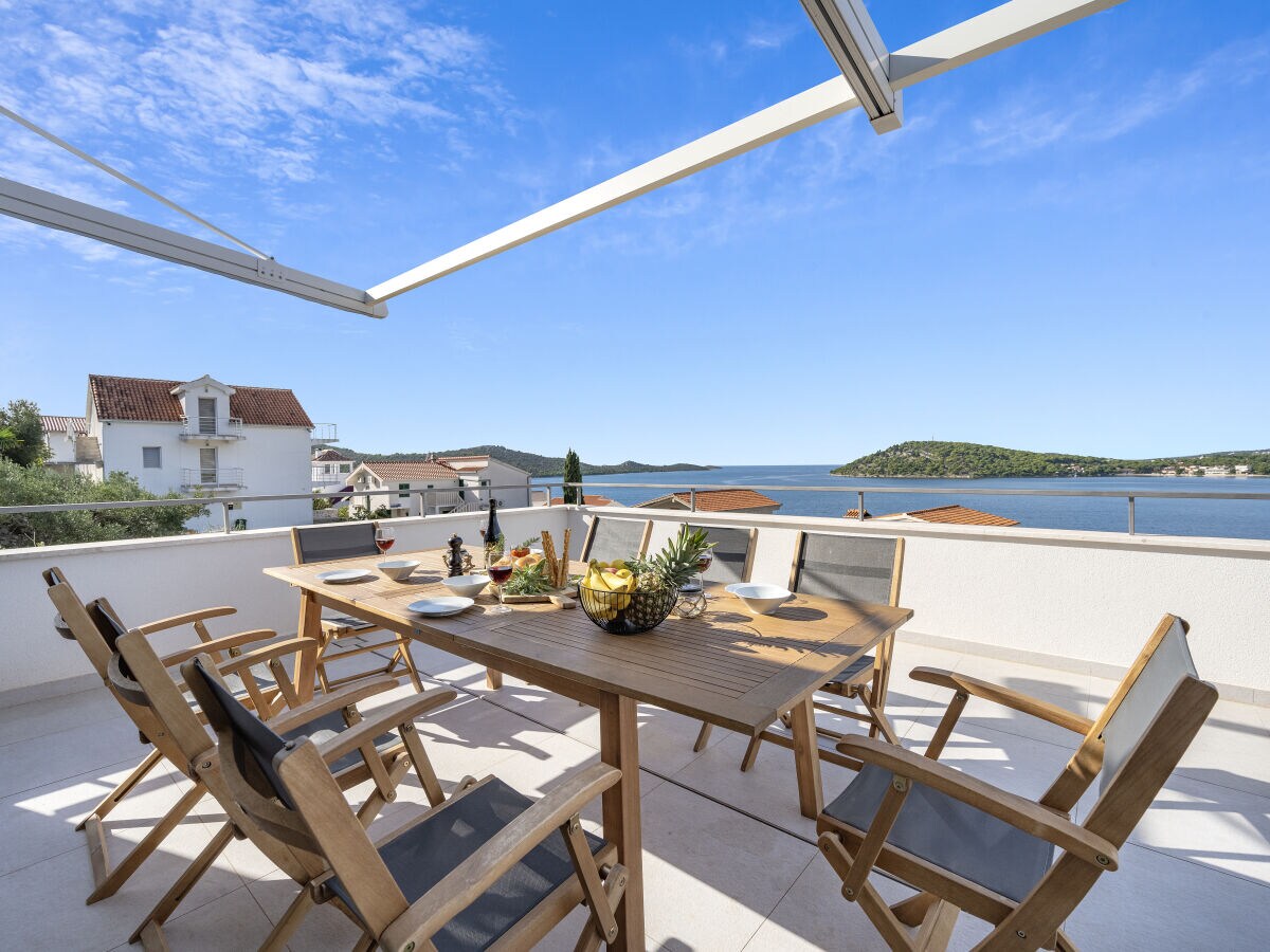 Balkon mit Meerblick