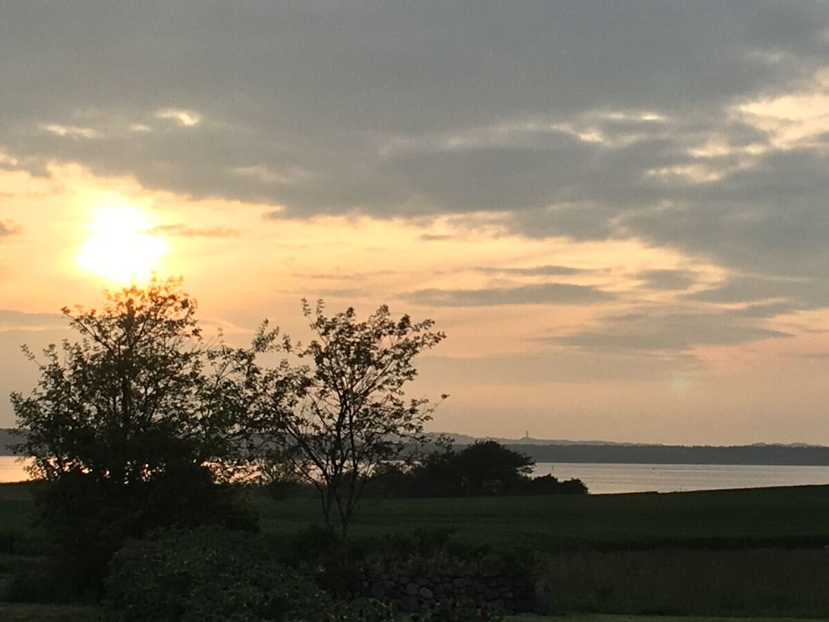 Blick auf den Leuchtturm der Insel Hiddensee