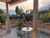 Terrasse mit Blick auf den Fluss