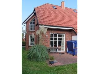 Ferienhaus mit Garten und Terrasse