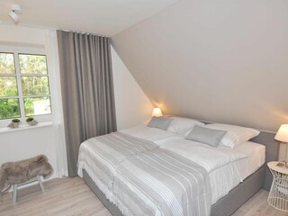 Schlafzimmer 1 OG