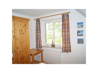 Ferienhaus Paaskewind, Schlafzimmer, Kleiderschrank