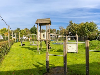Der Kinderspielplatz im Park