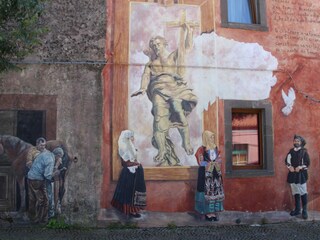 Murales von Tinnura