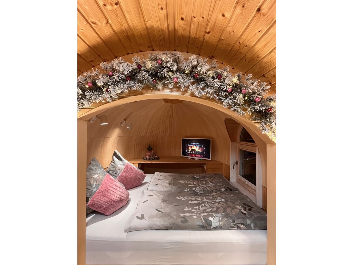 Weihnachtszeit im Igluhut