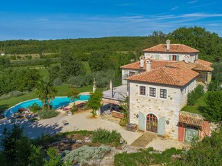 Villa Barat Ambiente 19