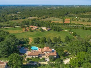 Villa Barat Entorno 19
