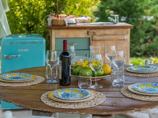 Casa Magica - Detail of the outdoor table