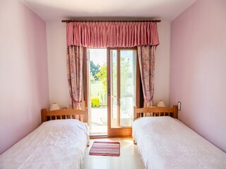 Holiday house Sant Pere Pescador Features 20