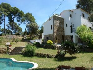 Casa per le vacanze Casa vacanze con piscina, ampio giardino con piscina e splendida vista a Begur - Begur - image1
