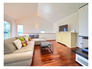 Villa mit beheiztem Pool & Meerblick