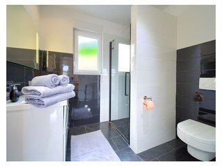 Villa mit beheiztem Pool & Meerblick