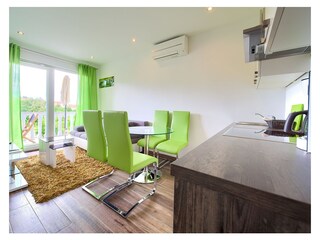 Villa mit beheiztem Pool & Meerblick