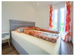 Villa mit beheiztem Pool & Meerblick