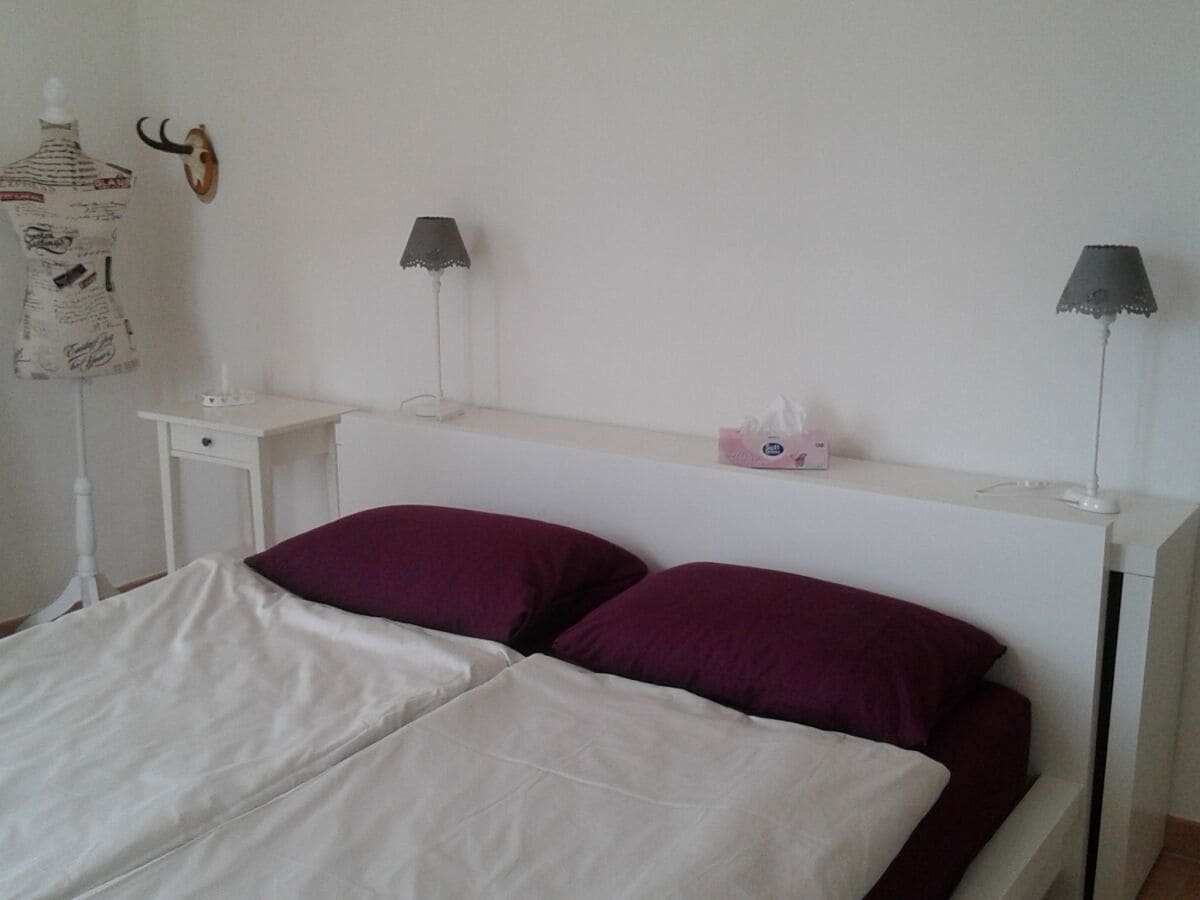 Schlafzimmer 1 mit Bad en Suite