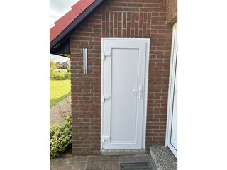 Neue Tür zur Waschküche