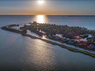 Abendblick über "Makkum Beach Resort"