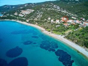 Maison de vacances MARCELA à 100m de la plage avec vue sur la mer - Martinščica - image1