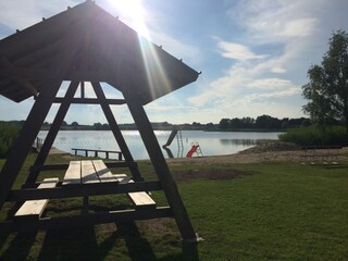 Beste Gelegenheit für ein Picknick am See.