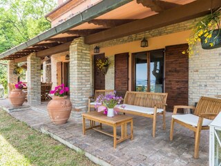 Villa Montefelcino Buitenaudio-opname 2