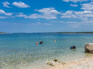 der Strand, kristallklares Meer