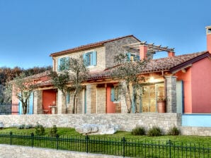 Villa de charme avec piscine et terrasse cosy à Umag - Umag - image1