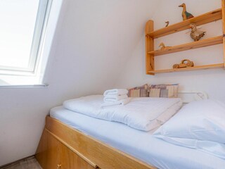 2. Schlafzimmer