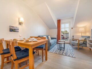 Der Wohn- und Essbereich.