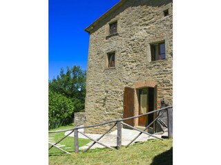 Villa Cortona Outdoor Recording 3