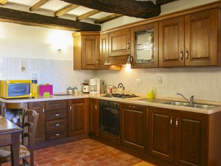 Villa Cortona Kitchen 30