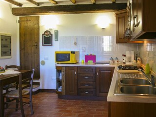 Villa Cortona Kitchen 31