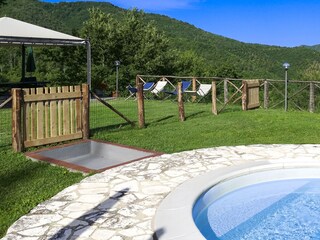 Villa Cortona Environment 14