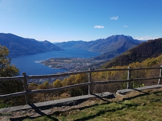 Von der Cardada auf den Lago Maggiore