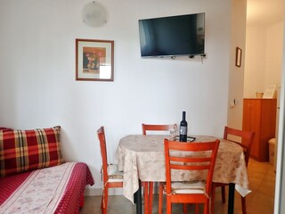 Living room/kitchen