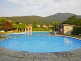 Residence with grounds (2,000 m²) and pool