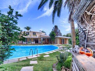 Villa Quartu Sant' Elena Buitenaudio-opname 1